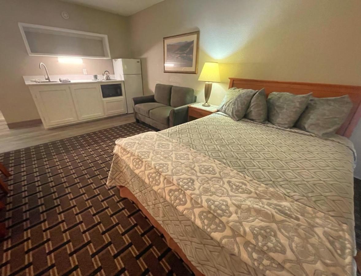 Fairbridge Extended Stay, A Kitchenette Motel