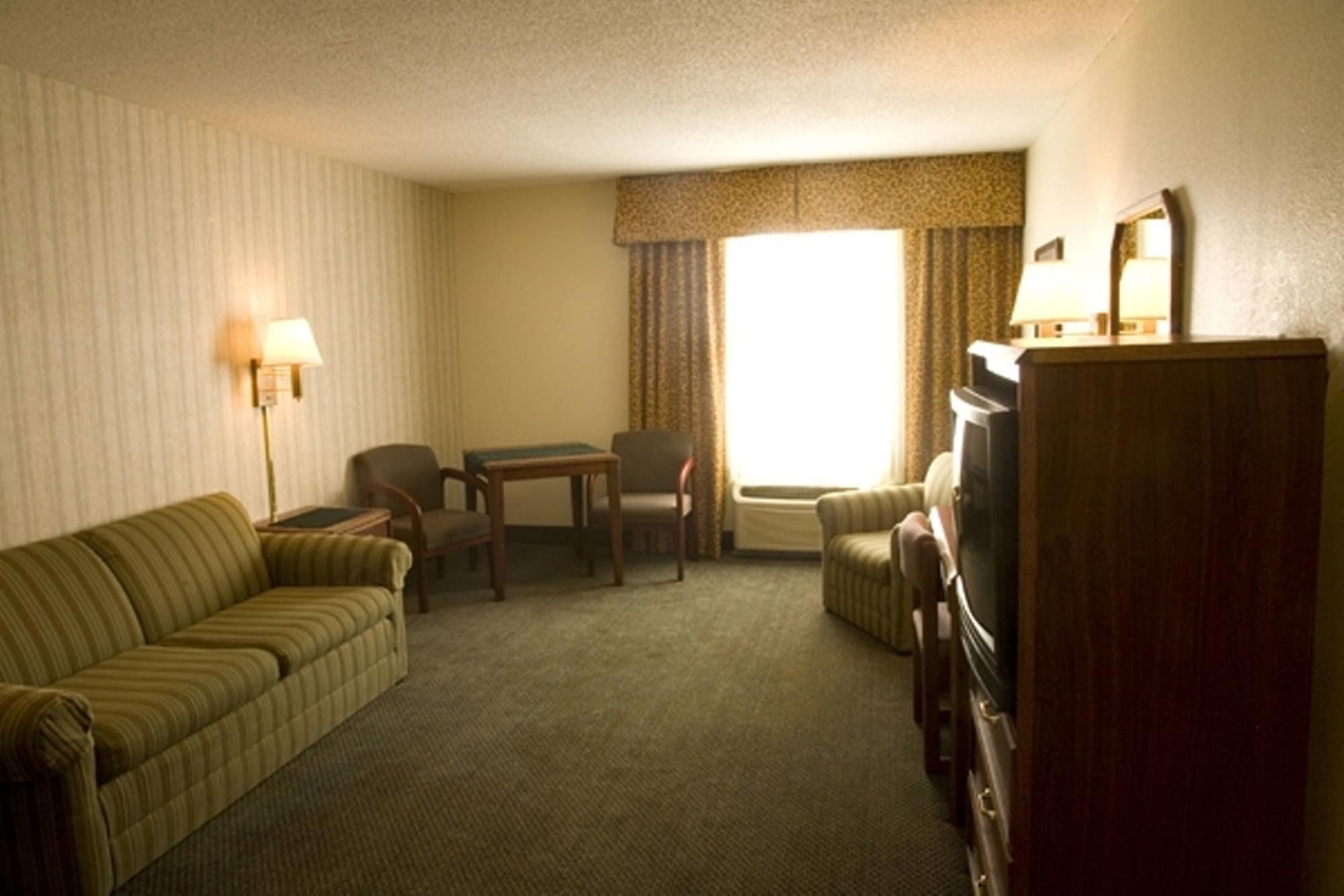 Fairbridge Extended Stay, A Kitchenette 2*