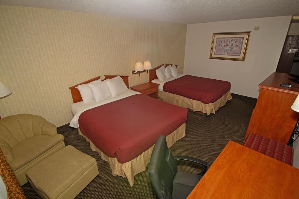 Fairbridge Extended Stay, A Kitchenette